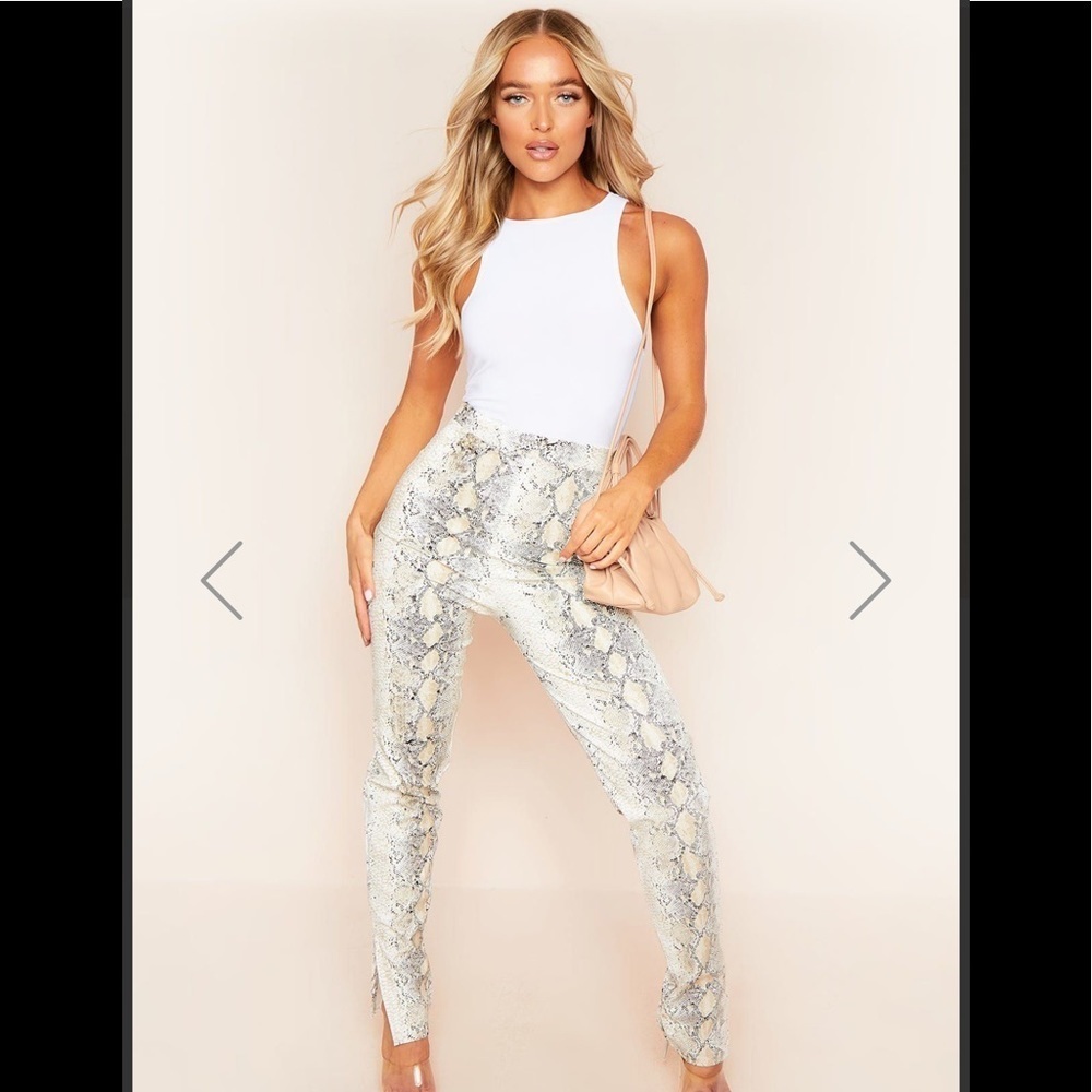 MISSYEMPIRE Khloe White Snake Print Vegan Leather